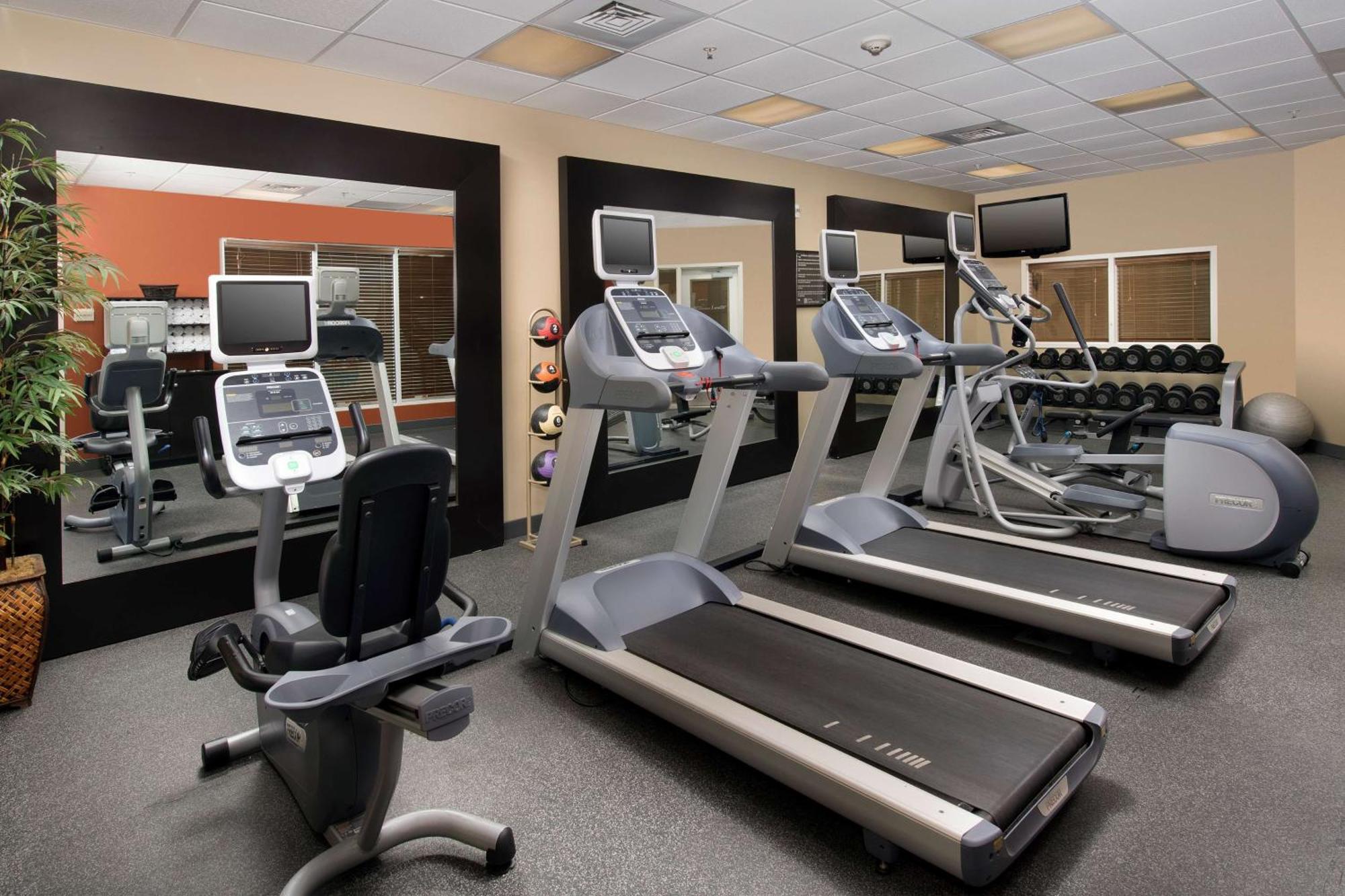 Hilton Garden Inn Huntsville South/Redstone Arsenal Bagian luar foto