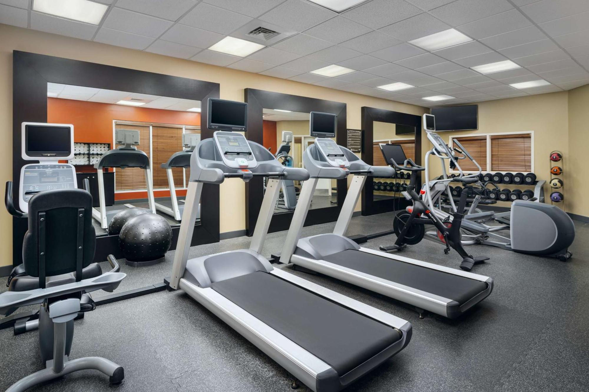 Hilton Garden Inn Huntsville South/Redstone Arsenal Bagian luar foto