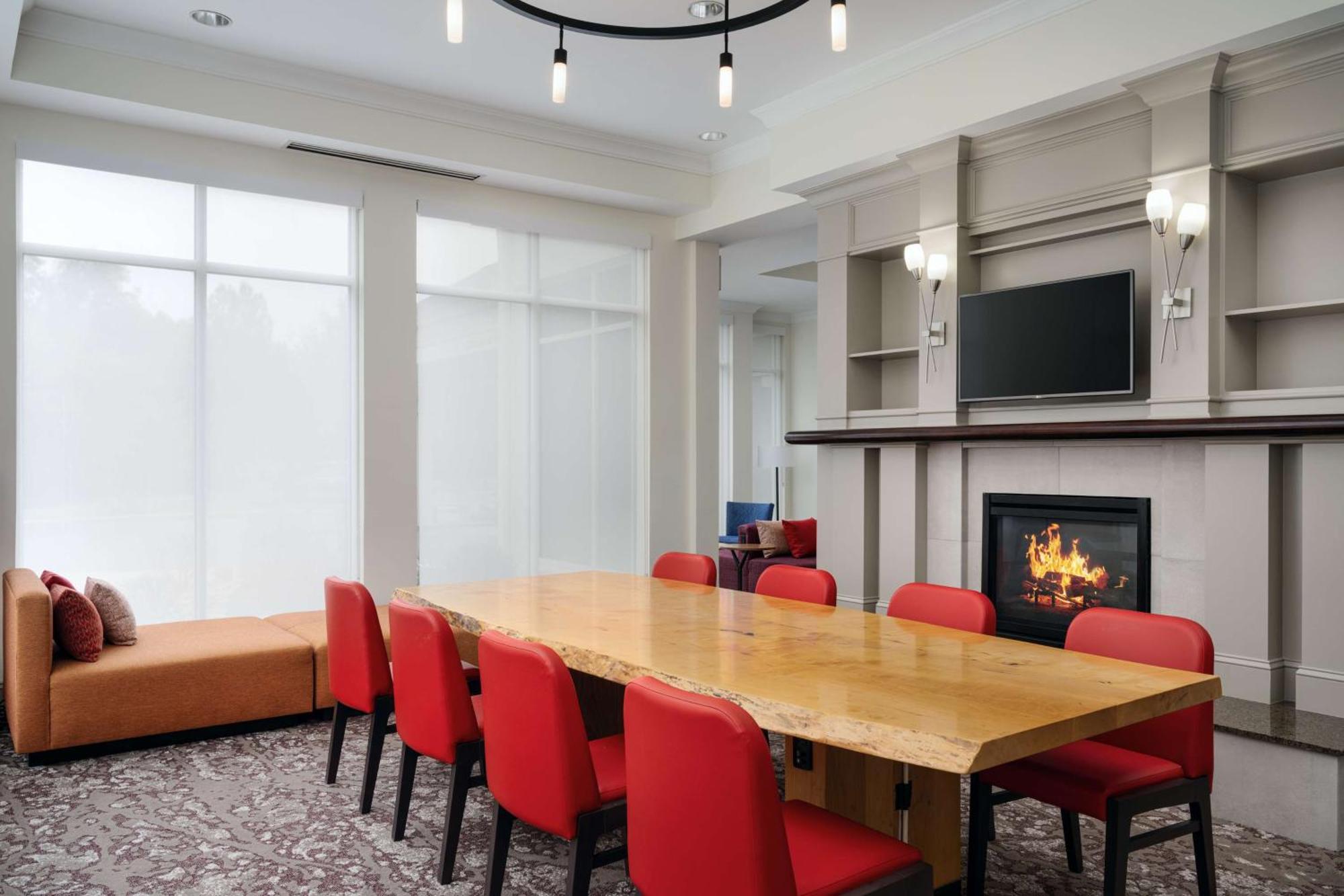 Hilton Garden Inn Huntsville South/Redstone Arsenal Bagian luar foto